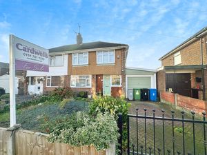 Front Of Property- click for photo gallery